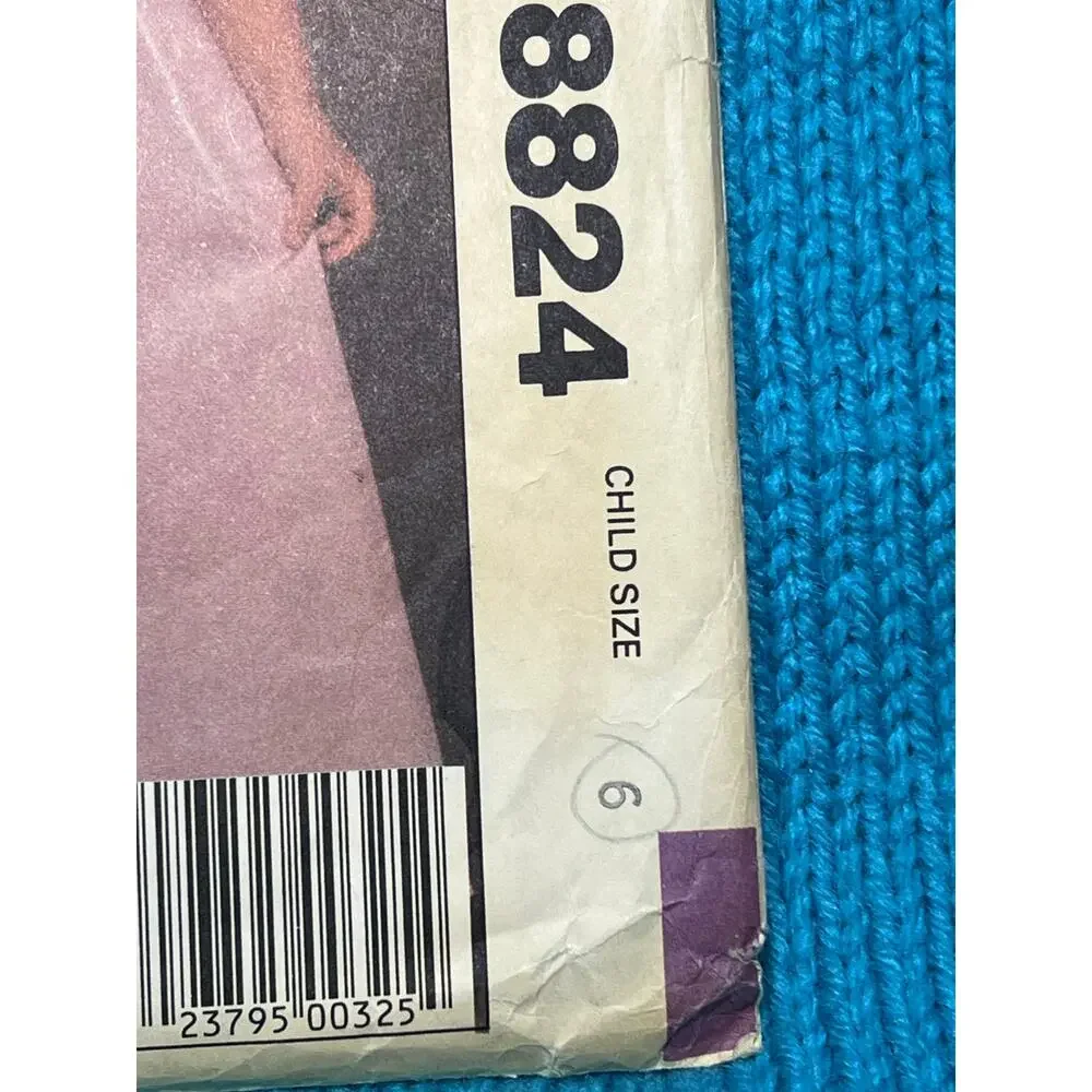 Circle S mccalls 8824